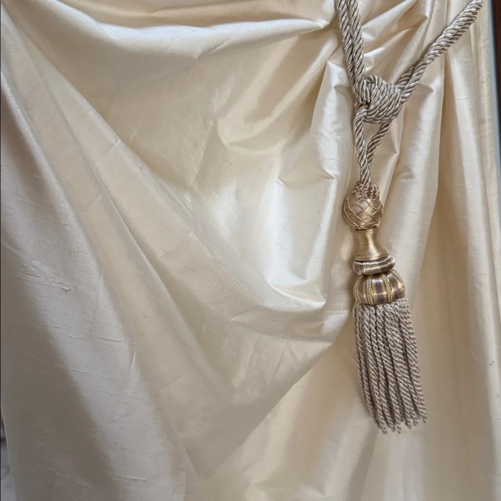Elegant Rayon cream rope Tassel Curtain Drapery TIE BACKS  4 total